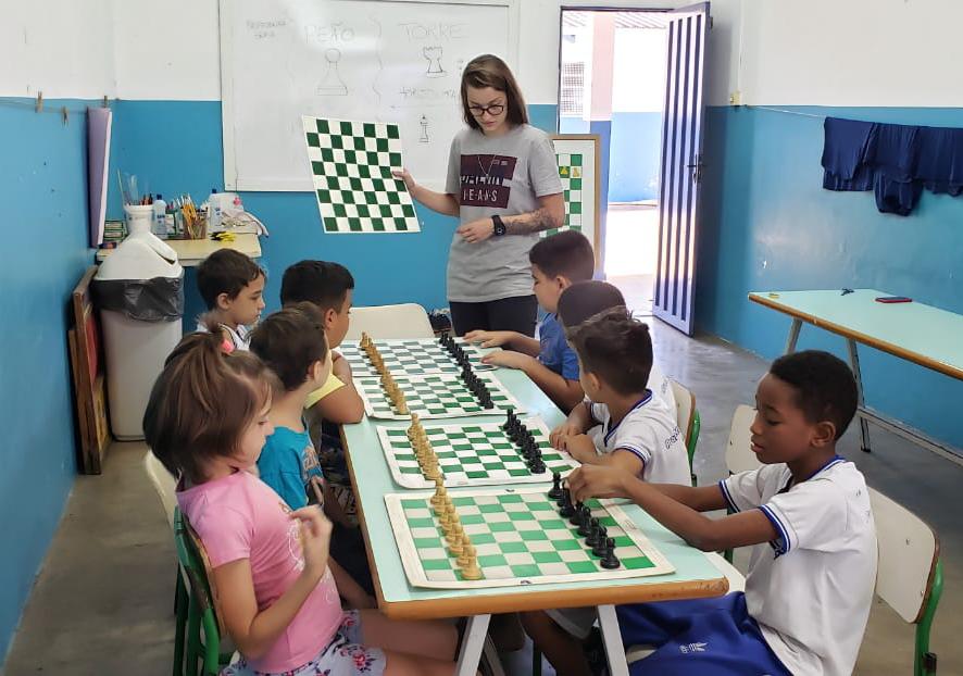 Aula especial Xadrez – professora Liliane ♚♛ 🔹 Educação